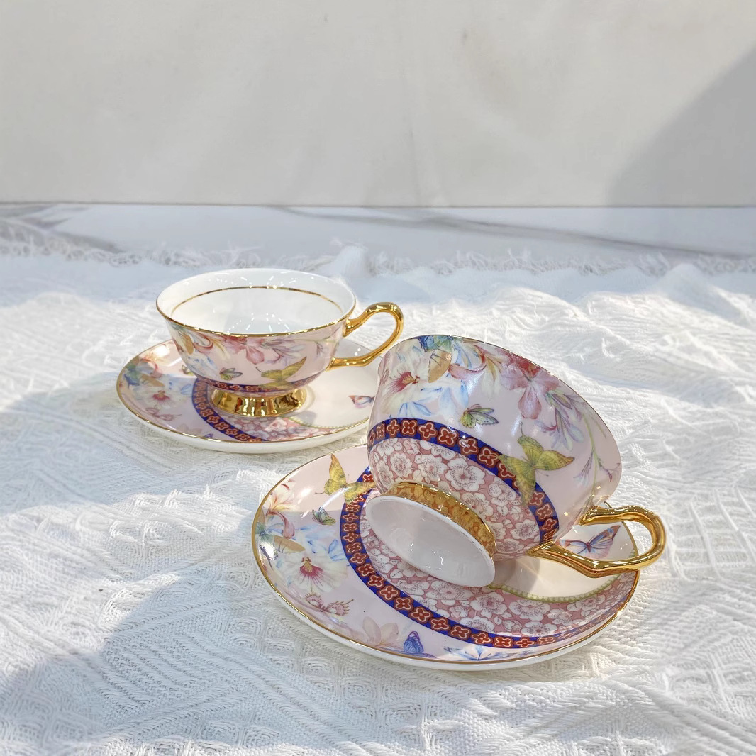 Conjunto Clássico de Xícara e  - Water Tea And Coffee avaliação e preço